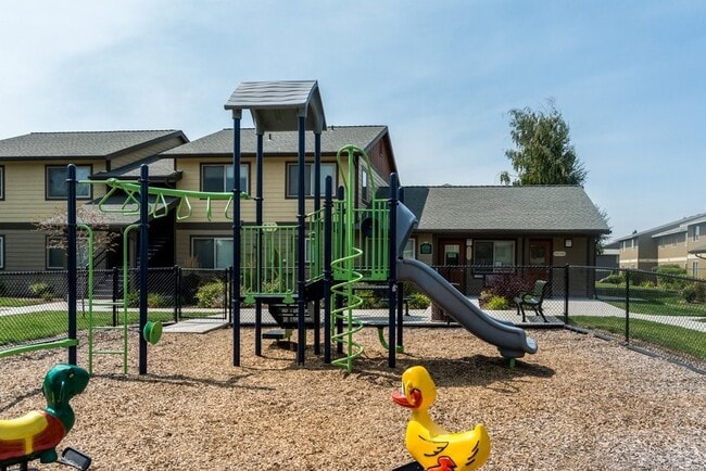 Photo - 950 SW Madison St