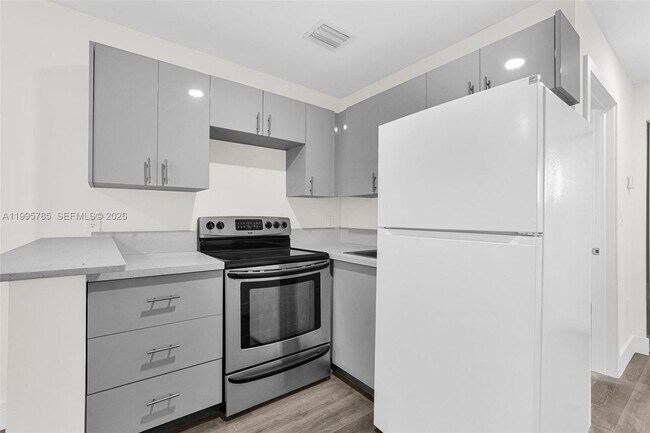 Photo - 1730 Acapulco Dr Unit 3