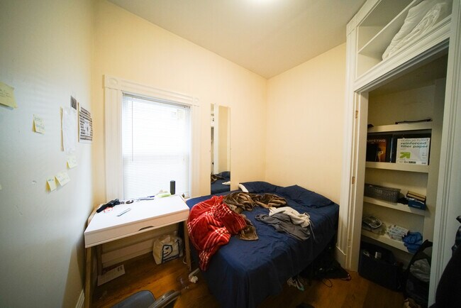 Photo - 48 Ashford St Unit 1