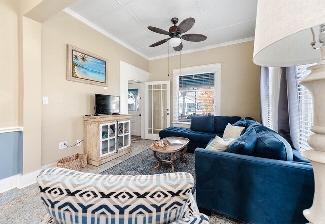 Photo - 3811 Avenue O