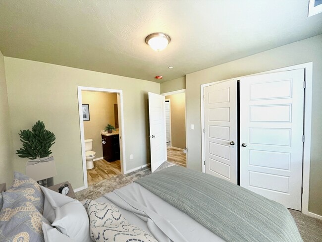 Photo - Elizabeth Estates