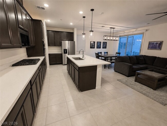 Photo - 1593 Crowned Eagle St