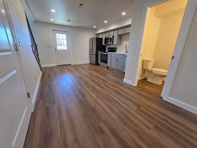 Photo - 43 W Main St Unit 43 W Main St Jeromesville