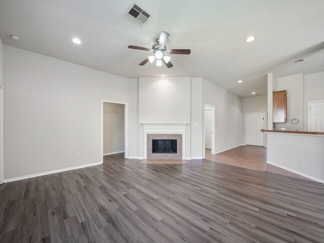 Photo - 20110 Emerald Cliff Ln