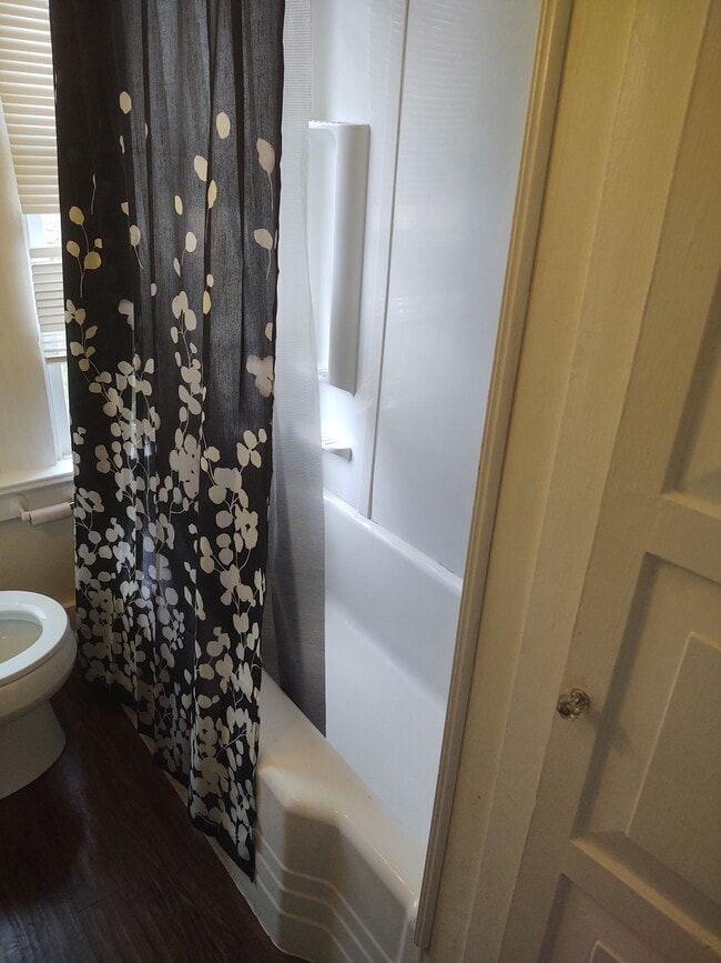 Photo - 544 E Pearl St Unit 2