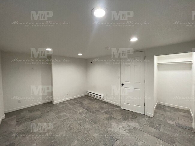 Photo - 610 S Loomis Ave