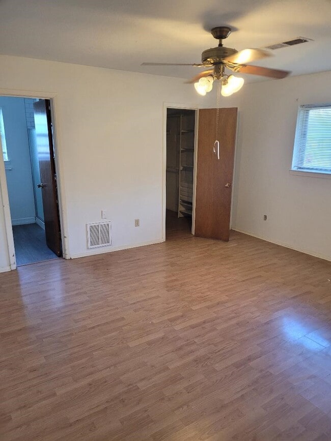 Photo - 4701 Crepe Myrtle Ln