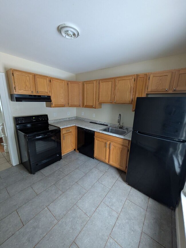 Building Photo - 1518 Jackson St Unit 1518 Jackson #2 (2Bed)