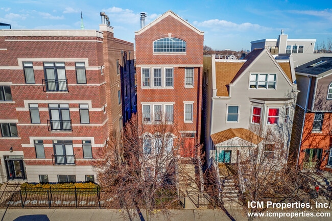 Photo - 1322 W Diversey Pky Unit 1326-1