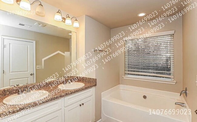 Photo - 6020 Raventree Ct