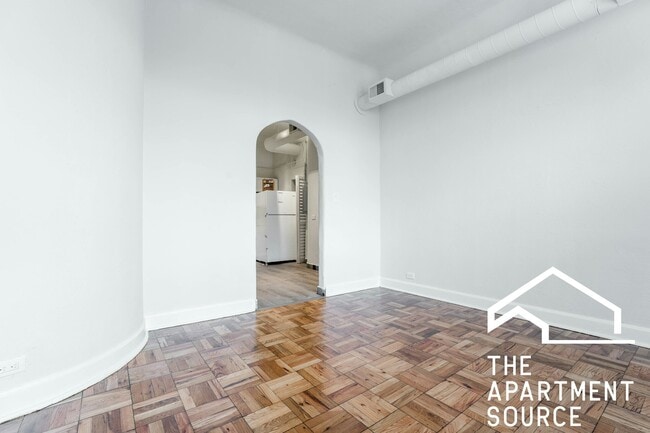 Building Photo - 1254 N Wells St Unit 202 Rental