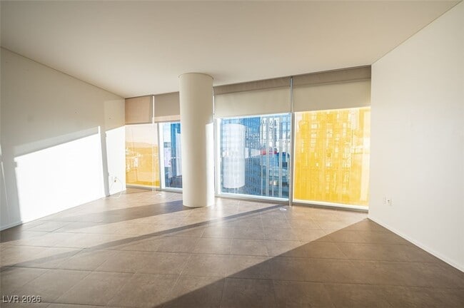 Building Photo - 3722 S Las Vegas Blvd Unit 701