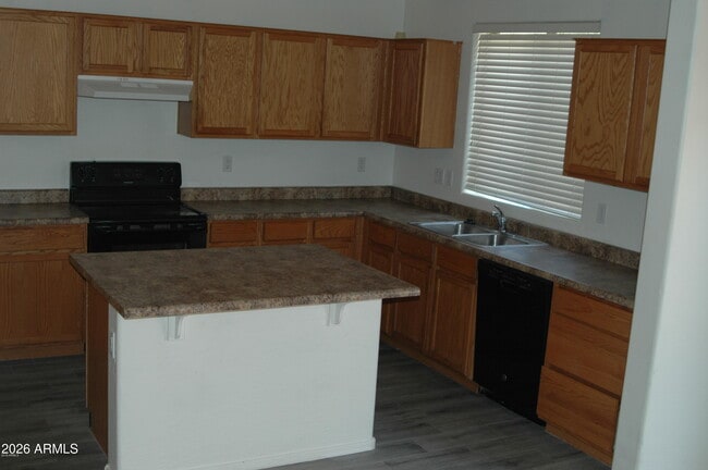 Photo - 4504 E Los Alamos St