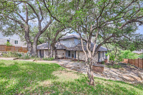 Photo - 2203 Doral Dr