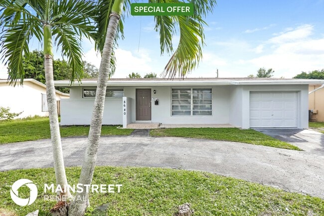 Building Photo - 8640 NW 25th St Rental