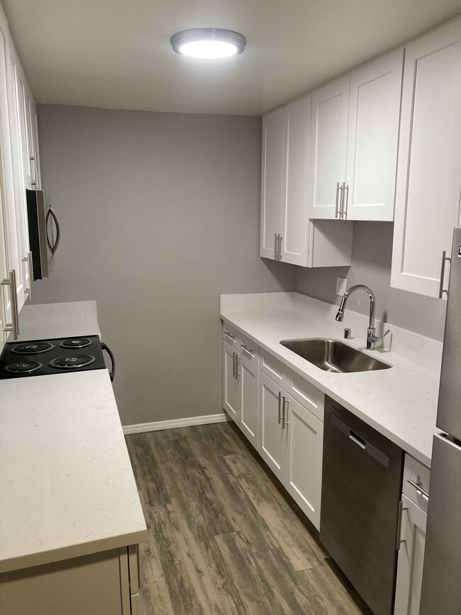 Cocina nueva - 3345 Herman Ave