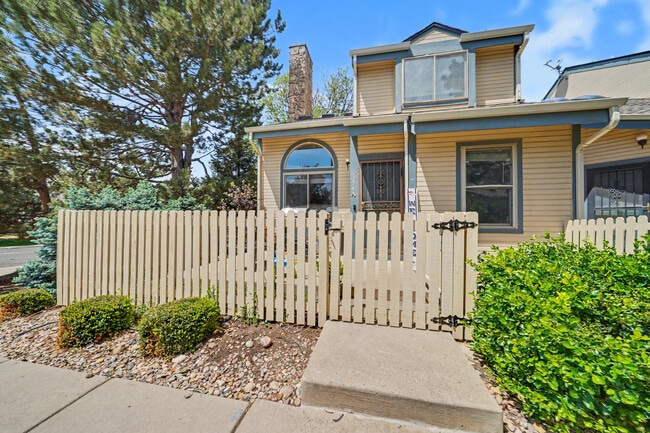 Building Photo - 8774 Allison Dr