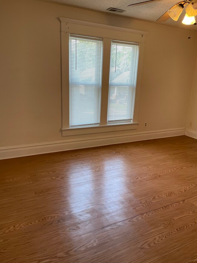 Photo - 1312 Park Ave Unidad #2