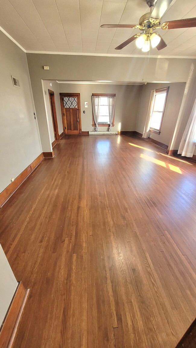 Photo - 806.1 Unit 1