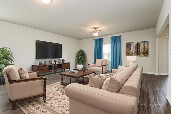 243 Clydesdale Cir