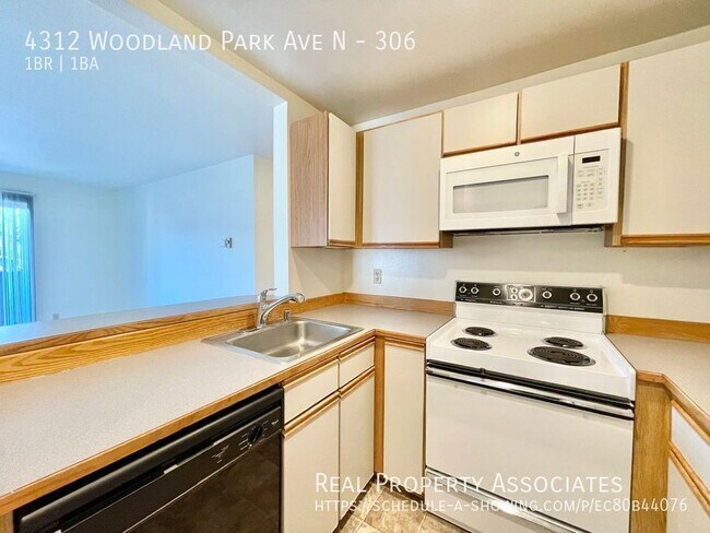 Photo - 4312 Woodland Park Ave N Unidad 306