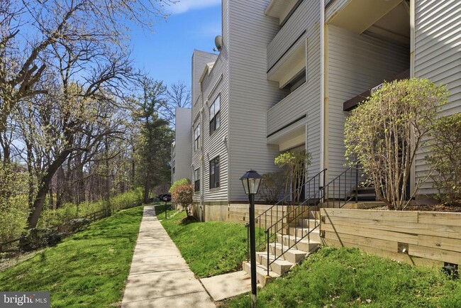 Photo - 1647 Carriage House Terrace