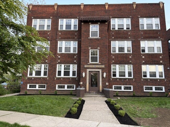 Building Photo - Clifton Manor Rental