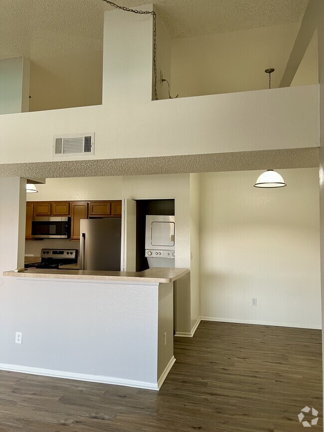 Building Photo - 2194 N Pantano Rd Unit 250 Rental