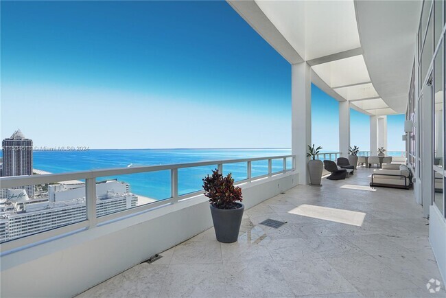 Building Photo - 4401 Collins Ave Unit PH North Rental