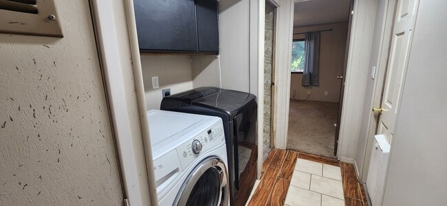 Photo - 2 Bed 1 Bath single wide mobile home on just shy of 1/2 acer lot in Lake Stevens $2350.00/mo