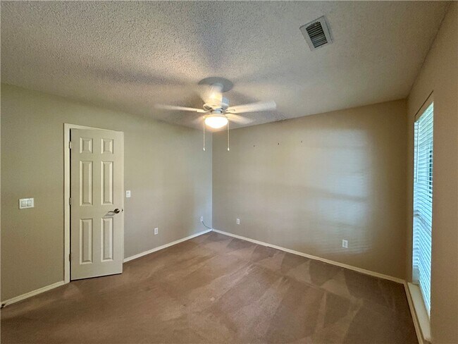 Photo - 1826 N Glenbrook Pl