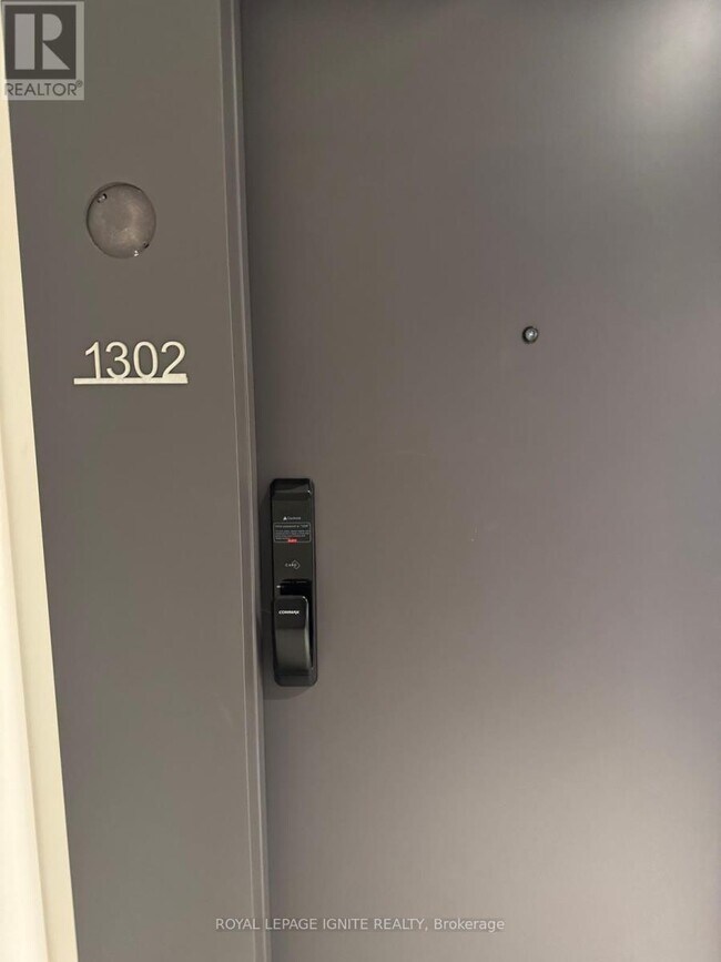 Photo - 2075 Lakeshore Rd. Unit 1302