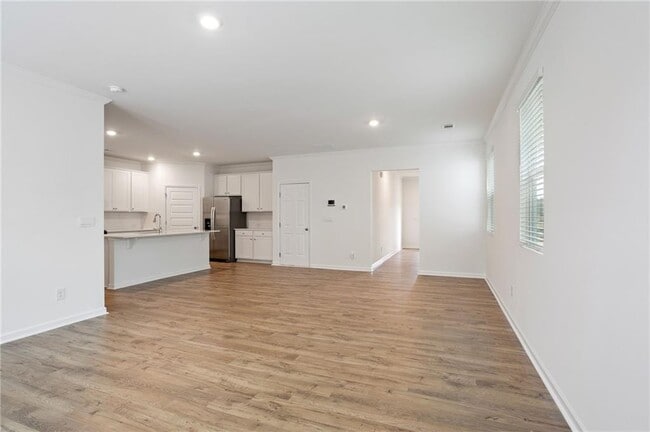 Photo - 6072 Knickerbocker St