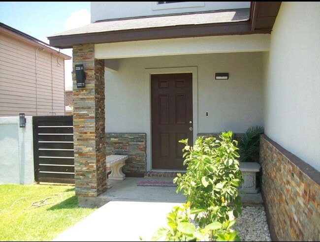 Photo - 409 Pargo Dr