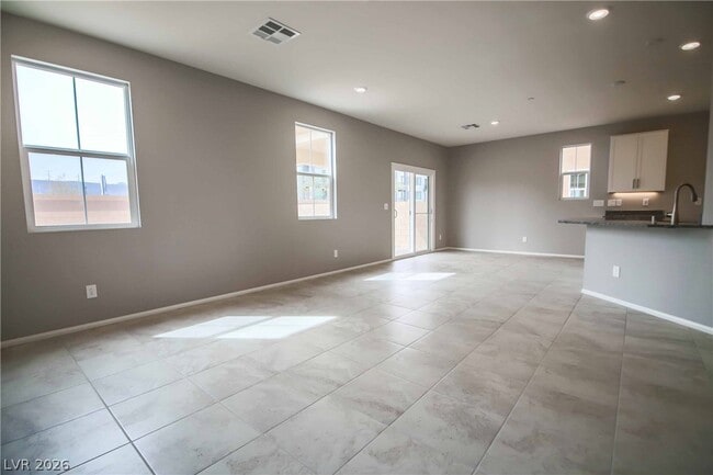 Photo - 1417 Overseer Ave