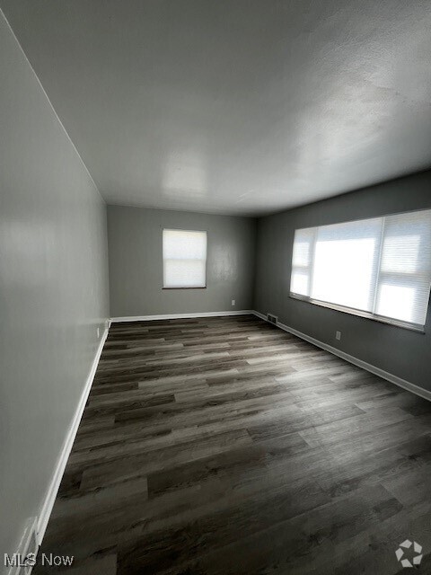 Building Photo - 5120 Glenwood Ave Unit D Rental