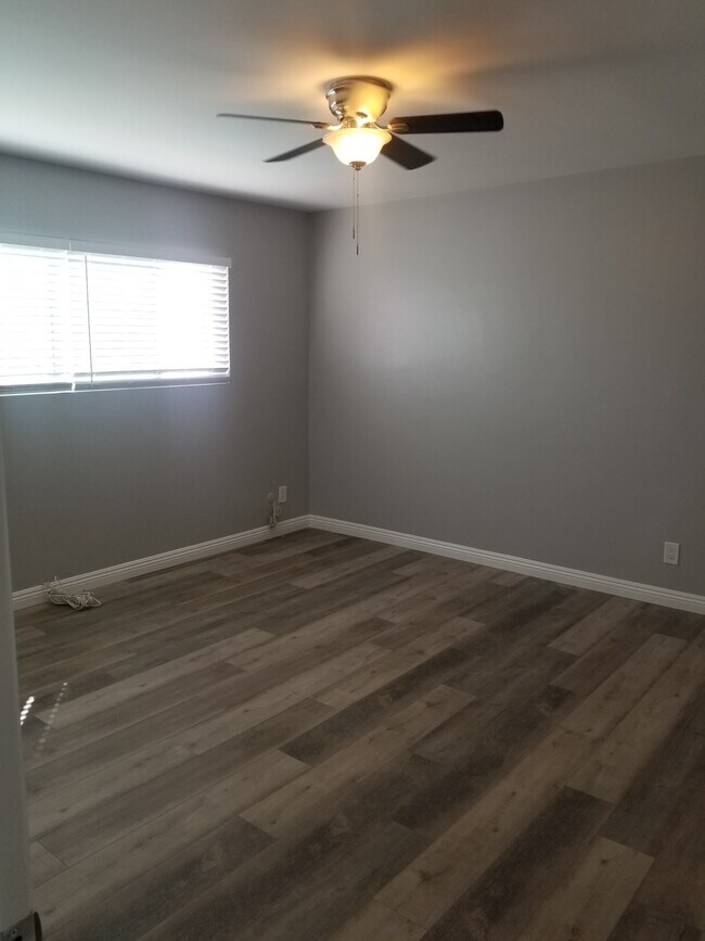 Photo - 4181 Duquesne Ave