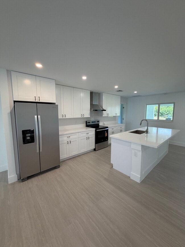 13177 47th Ct N