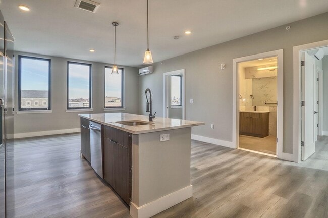 Photo - 3516 John F. Kennedy Blvd