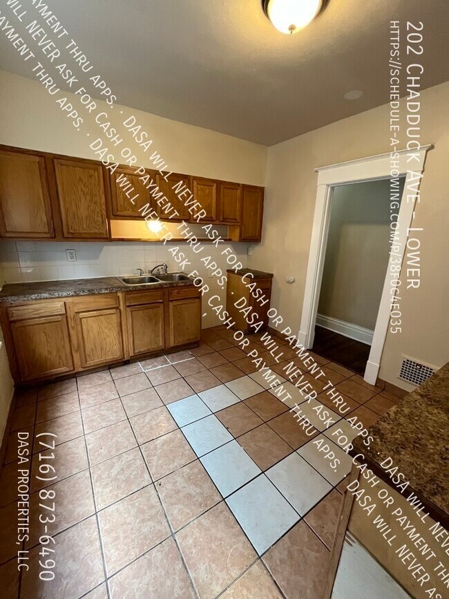 Photo - 202 Chadduck Ave Unidad Lower