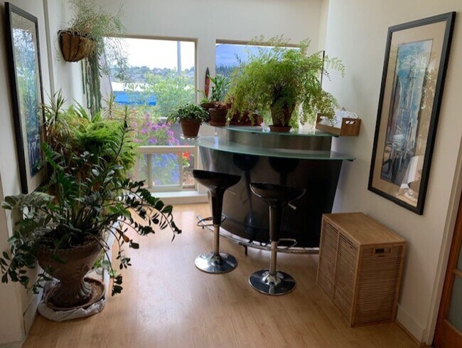 Photo - South Lake Union / Queen Anne Condo at the Lakewest Unit 101