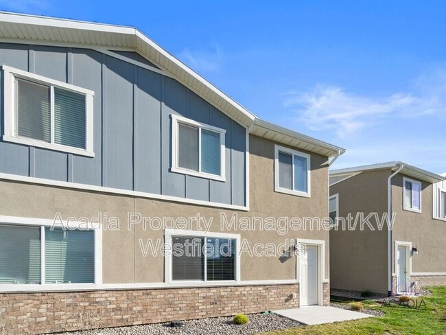 Photo - 7427 W Laxey St