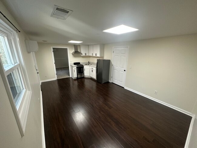 Photo - 546 Matthew Dr