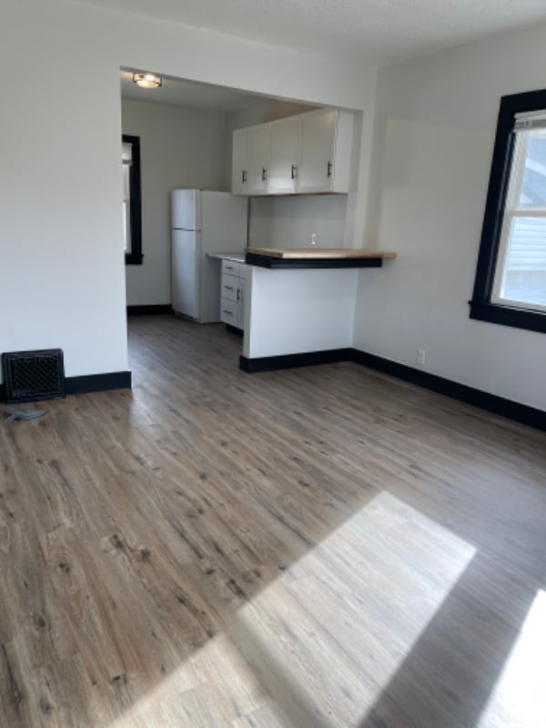 Building Photo - 1708 Short St Rental