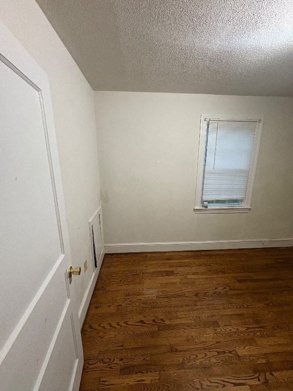 Photo - 1837 Oakland St