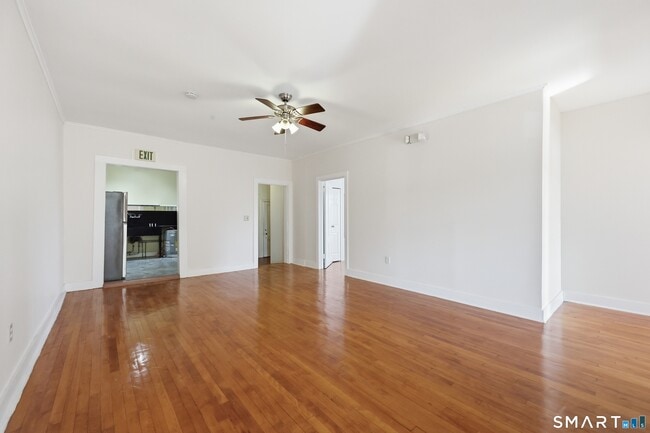 360 Main St Unit 3-B
