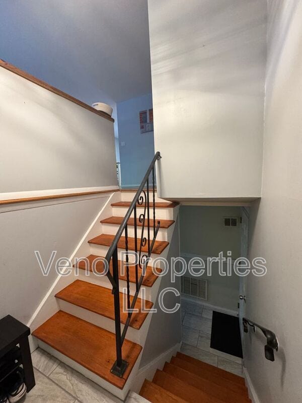 Photo - 13 Orenda Spring Dr