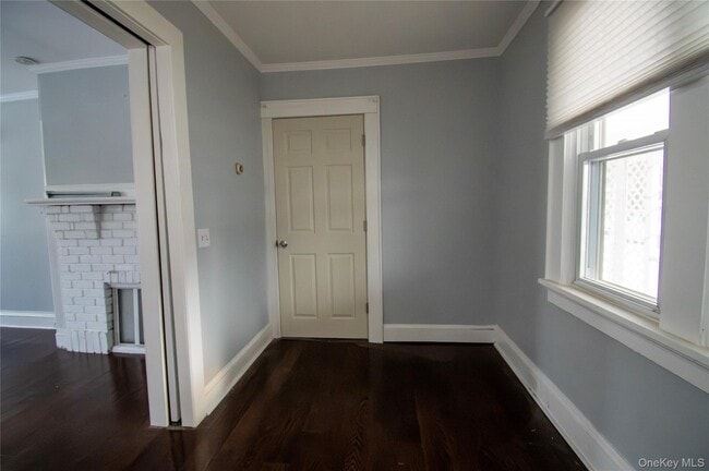 Building Photo - 25 Hillside Ave Unit 1