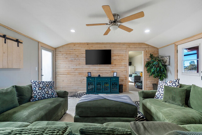 7625 N Williamson Valley Rd Unit SI FL1-ID1257805P