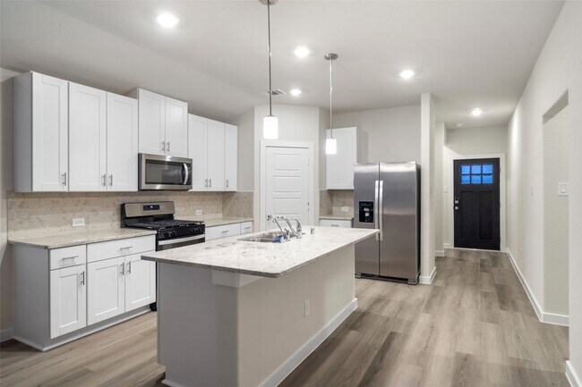 Photo - 18123 Martin Pines Dr